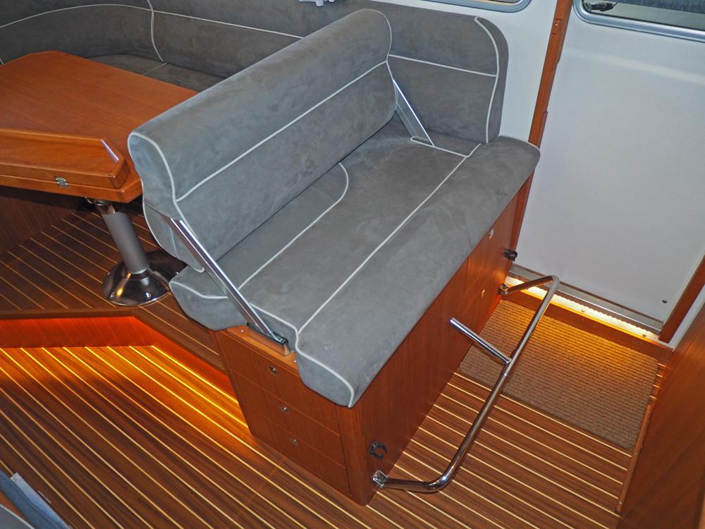 Stuurhuis, Accommodatie